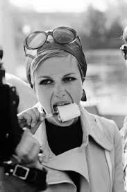 Fran Dickerson (franchescayo)