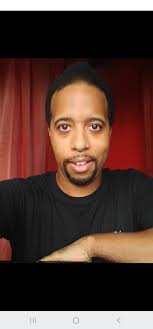 I wanna see everyone's photos with Jason Priestley .