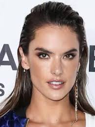 Arvostele Alessandra Ambrosio : r/VindictaRateCelebs