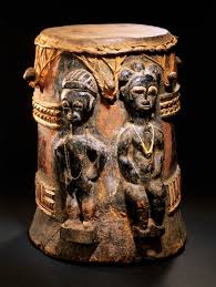 Pin By Rafael Izquierdo On Arte Africano African Carving African Paintings Drums