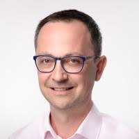 100+ profilů „Otto“