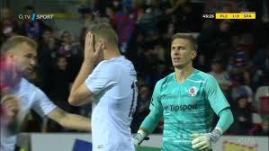 Transferts, salaire, palmares, statistiques en club et en sélection nationale. Mezi Ctyrma Ocima Jakub Brabec A Ladislav Krejci Youtube