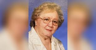 Sandra Fultz's Instagram, Twitter & Facebook