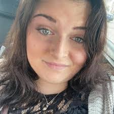 Keri Guthrie's Instagram, Twitter & Facebook