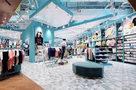 15 on melrose avenue in los angeles, in the west hollywood shopping district, . F Stfish Flagship Concept Store