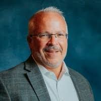 Karen Tarr's Instagram, Twitter & Facebook