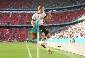Gosens is currently making a big impact on the international stage for his country, having been selected to start both of their first two group f fixtures at the european championship. F5xzivhw37po3m