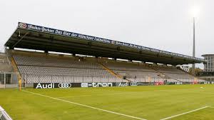Nach vielen jahren in der allianz arena ist der tsv 1860 münchen im sommer 2017 in sein giesinger heimatstadion zurückgekehrt. 1860 Und Turkgucu Ohne Zuschauer Dynamo Dresden Vor Nur 999 Fans Kicker
