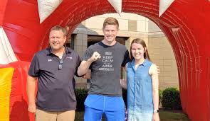 Mr. Theriault (@Mr_Theriault)