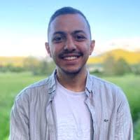 200+ ملفًا شخصيًا يحتوي على “Fidel”