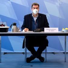 Ob söder plant, im wahljahr 2021 die politische bühne münchens gegen berlin zu tauschen. Markus Soder Als Rambo Jugend Foto Sorgt Fur Schmunzeln Suss Sans Fei Scho Politik