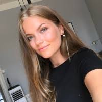 Olivia Lindstrom's Instagram, Twitter & Facebook