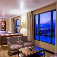Phòng tập thể dục rộng lớn mở cửa 24 giờ, là một nơi hoàn hảo có. Sheraton Club Táº§ng 17 Khach Sáº¡n Sheraton Hanoi Hotel Facebook