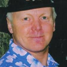 Frankie Cull's Instagram, Twitter & Facebook