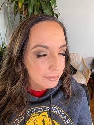 Lacy Macdonald's Instagram, Twitter & Facebook