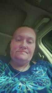 Estelle Barker's Instagram, Twitter & Facebook