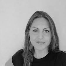 Phoebe Emerson's Instagram, Twitter & Facebook