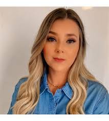 Kimberly Cookson's Instagram, Twitter & Facebook