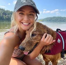 Roommate wanted in 2 bedroom apartment near park