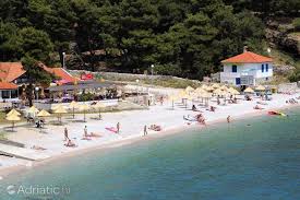 Allerdings gibt es auch keine cafés oder andere versorgung, essen und getränke sollte also mitgebracht werden. Fkk Strande Reisefuhrer Durch Kroatien Adriatic Hr