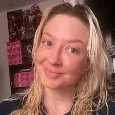 Brittney McCarthy (@miccfit_)