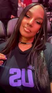 Jackie Vanhook's Instagram, Twitter & Facebook