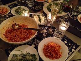 If you're thinking about hosting a pasta party, here are three classic pasta recipes that are quick, easy and delicious. A Lazy Sunday Spaghetti Dinner Party Lesauce
