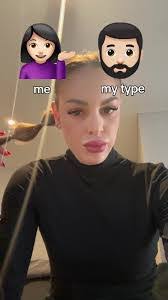 Alessia Mineo's Instagram, Twitter & Facebook