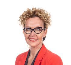 Sandra Beaulieu's Instagram, Twitter & Facebook