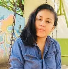 Servicio social !!! Se busca a *Flor Inés Soto*, quien dejó al cuidado de  sus dos hijos menores (un bebé que solo se amamanta y una niña de  aproximadamente 3‑4 años) hace