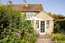 Cotswold homes is a lifestyle and property platform, showcasing all that is best about the beautiful cotswold region with insightful articles, top events and exciting competitions and offers for both. Win Stay In Cotswolds Cottage That Looks Like The Home From The Holiday