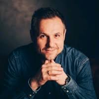 100+ Profile mit dem Suchbegriff „Schuster“