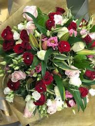 With flowers delivered today you can celebrate together no matter the distance. Manchester Flowers