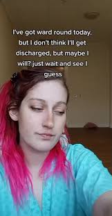 Hollie amy (@theshitshowexpress)’s videos with original sound