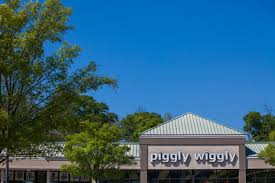 Gulf coast, bringing a risk of flash floods and tornados to areas of mississippi and alabama. Piggly Wiggly