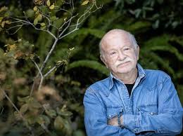 After several different jobs, he was called by ricordi with his friends luigi tenco and bruno lauzi. Gino Paoli E Il Tentato Suicidio Ecco Perche Mi Sparai Intervista Di Veltroni Sul Nuovo 7 Corriere It