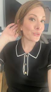 A reel in this economy? Can’t let good hmu go to waste 💅🏻