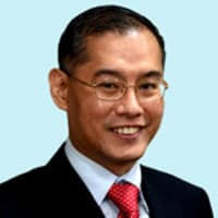 Dr. Lee Seng Swim