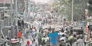 Las estimaciones oficiales sitúan el número de muertos en 316.000 personas, pero otras cifras sugieren que hubo menso. 2010 Escombros Y Muerte En Haiti Por Terremoto Prensa Libre