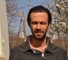 Onur bayraktar hayatını kaybetti.onur bayraktar için yarın ilk olarak akatlar kültür merkezi'nde tören düzenlenecek.onur bayraktar'ın ölümü televizyon camiasını üzüntüye boğdu. Onur Bayraktar Biyografya