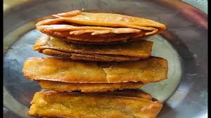 The use of rice (not just black gram), the long fermentation of the mix, and the steaming for fluffiness. Kaja Sweet Recipe In Tamil Sweets Recipes In Tamil Language Knife Su Tamil Nadu à®š à®µ à®¯ à®© à®¤à®® à®´ à®¨ à®Ÿ à®šà®® à®¯à®²