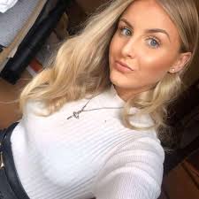 Amber brunton (@RechealKate)