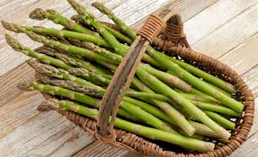 Lo stadio finale prevede il congelamento degli asparagi. Asparagi Proprieta Benefici Valori Nutrizionali Uso E Controindicazioni