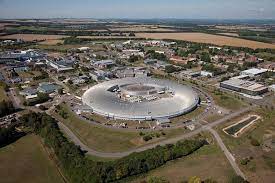 Diamond will be used to probe the structure and. Uk Synchrotron The Tech Inside Diamond Light Source Inside Diamond Light Source The Uk S Synchrotron Facility