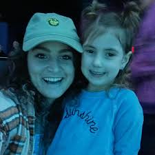 Katie DeSantis (@kayt_de) • Instagram photos and videos