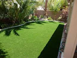 2 Inexpensive Desert Landscaping Ideas For Your Backyard Landscaping Expert Tips Desert Backyard Desert Landscaping Backyard Landscaping Las Vegas