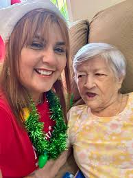 Hoy vivimos el verdadero significado de la Navidad 🎄 ! Gracias a estos  jóvenes que con sus bombas, sus bailes y cánticos nos llenaron el corazón  del verdadero amor ! Gracias y