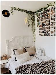 Dorm Room Wall Decor 10 Ways To Decorate Your Dorm Room Walls Room Wall Decor Bedroom Roomwall Redecorate Bedroom Room Inspiration Bedroom Bedroom Decor
