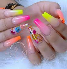 Entre y conozca nuestras increíbles ofertas y promociones. Pin De Lorena Chavez Argueta En Unas En 2021 Unas De Gel Elegantes Unas Postizas De Gel Unas De Gel Brillantes