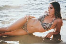 Metoda cu ceara deseori pare a fi cea mai rapida si cea mai eficienta pentru multe dintre noi; Epilarea InghinalÄ Cu CearÄ Sfaturi Èi Trucuri Pentru O ExperienÈÄ Aproape LipsitÄ De Durere Experte In Frumusete